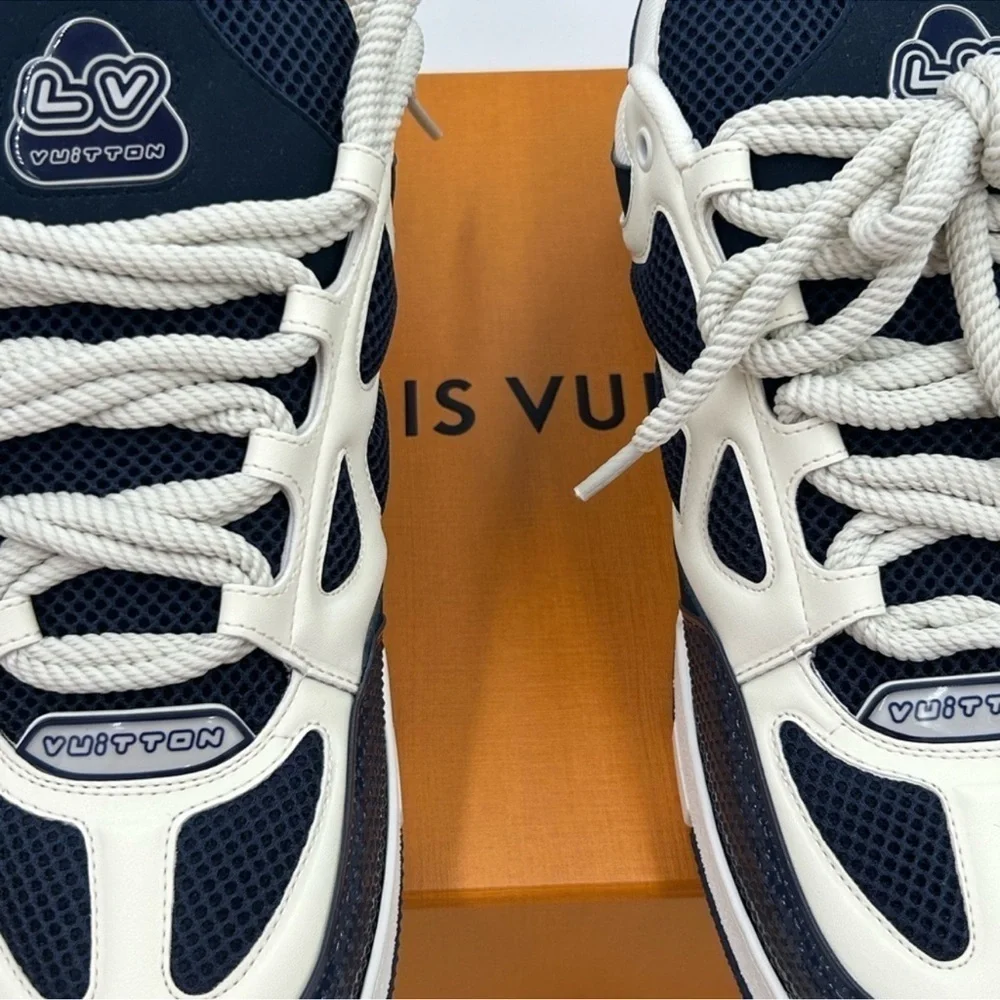 Men’s Louis Vuitton blue skate trainer sneakers size 11 fits 13 US made in Italy